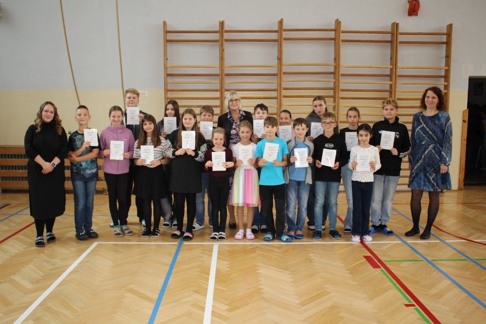 fdb546_dab248e84da046518a5f8b3bd8798514-mv2 fdb546_dab248e84da046518a5f8b3bd8798514-mv2